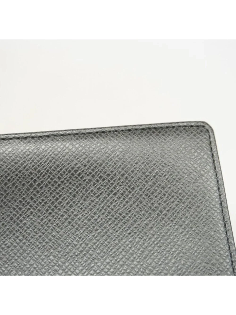 Louis Vuitton Long Bill Holder Taiga Porto Chequier Carte Cles Ardoise Wallet
